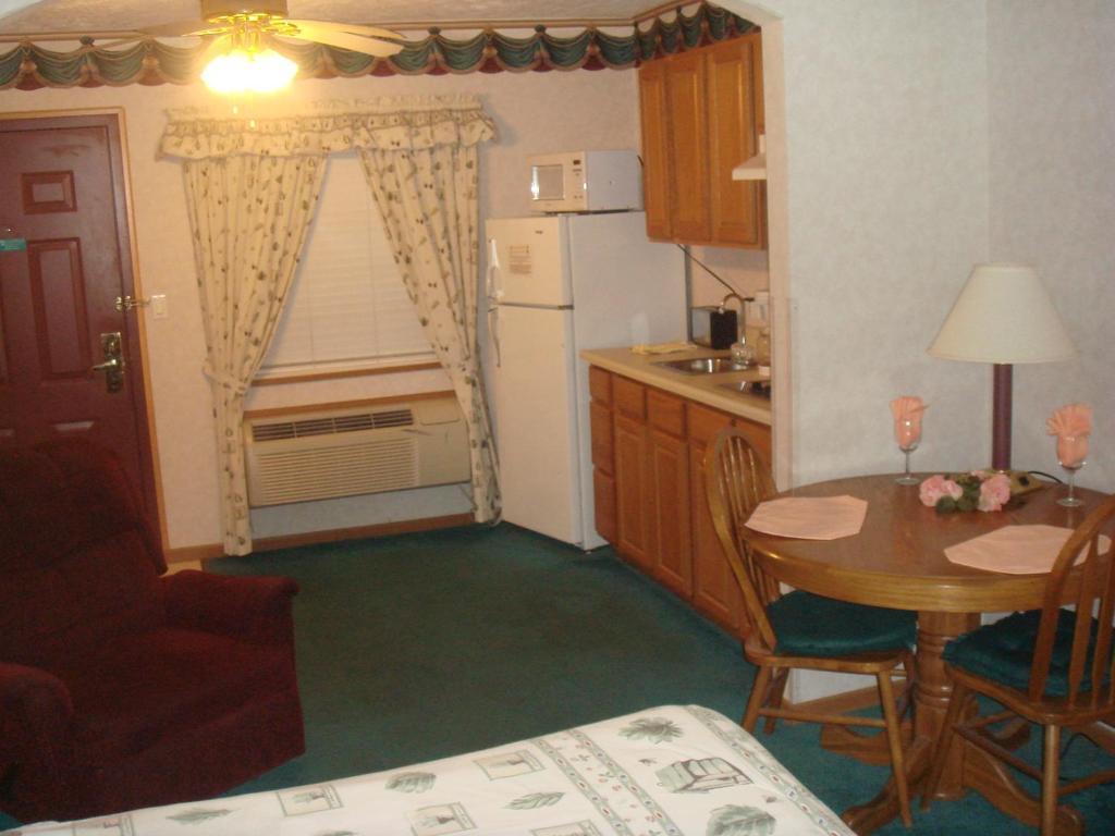 Townhouse Inn & Suites Omaha Quarto foto